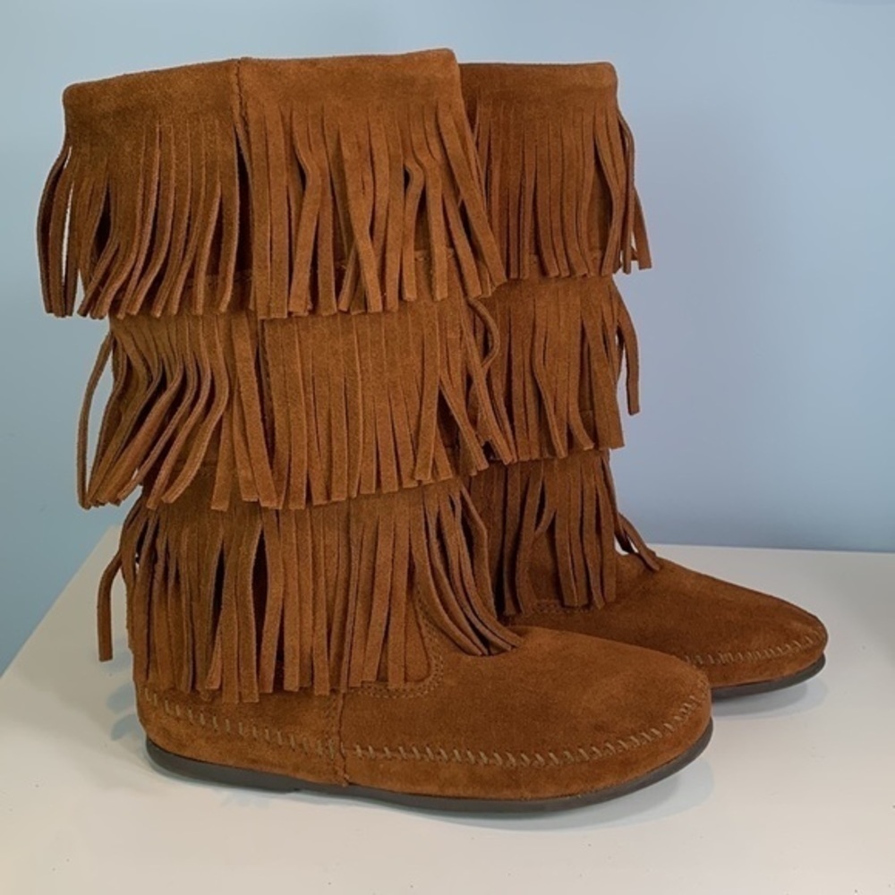 Minnetonka 3-Layer Fringe Boots - Picture 5 of 11